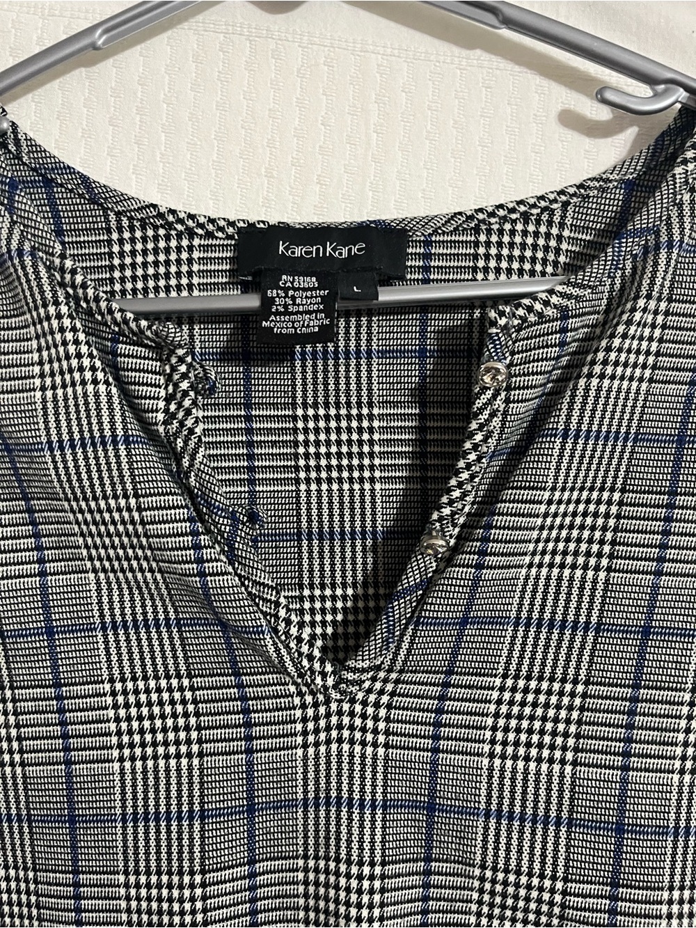 Karen Kane Navy & White Plaid V-Neck Tunic - Picture 2 of 5
